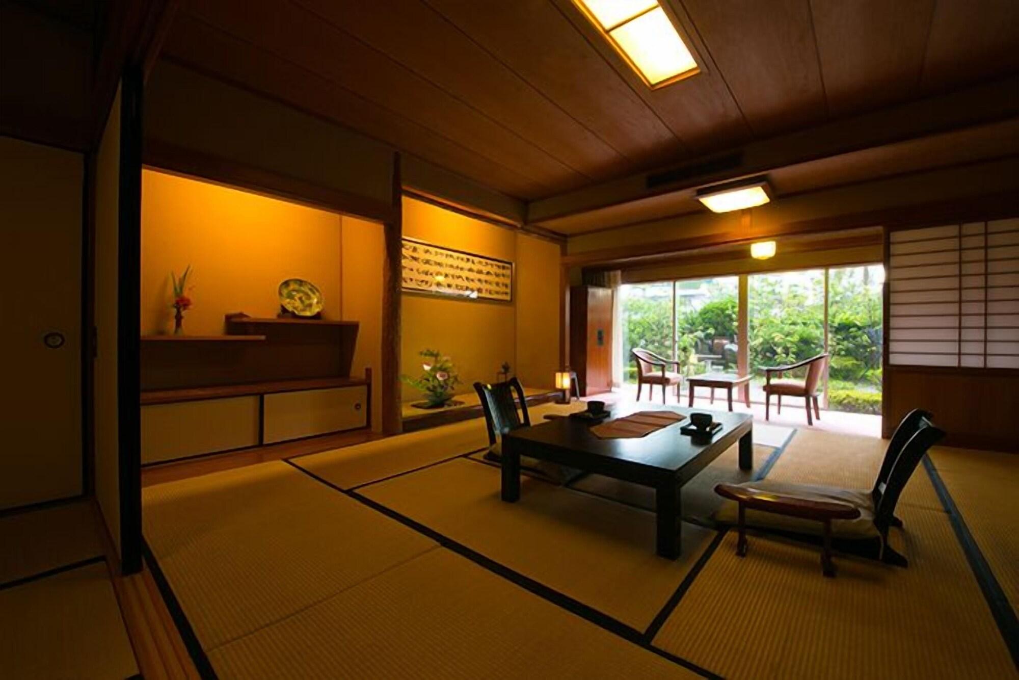Hotel Ibusuki Syusui-En Extérieur photo